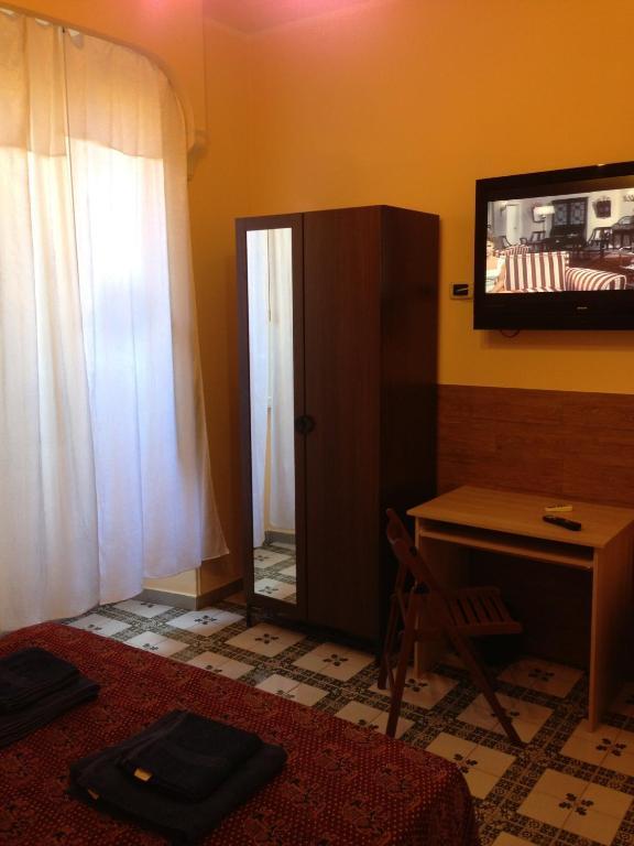 Ottimista Hotel Roma Quarto foto