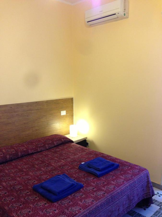 Ottimista Hotel Roma Quarto foto
